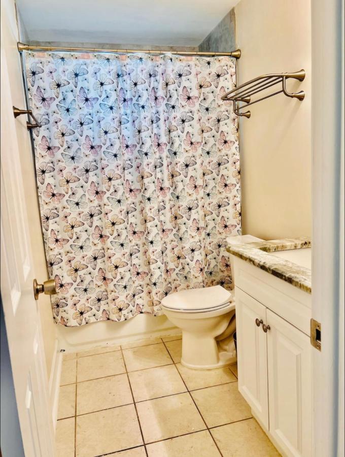 Cheerful Home With Two Bedrooms ケープコーラル エクステリア 写真